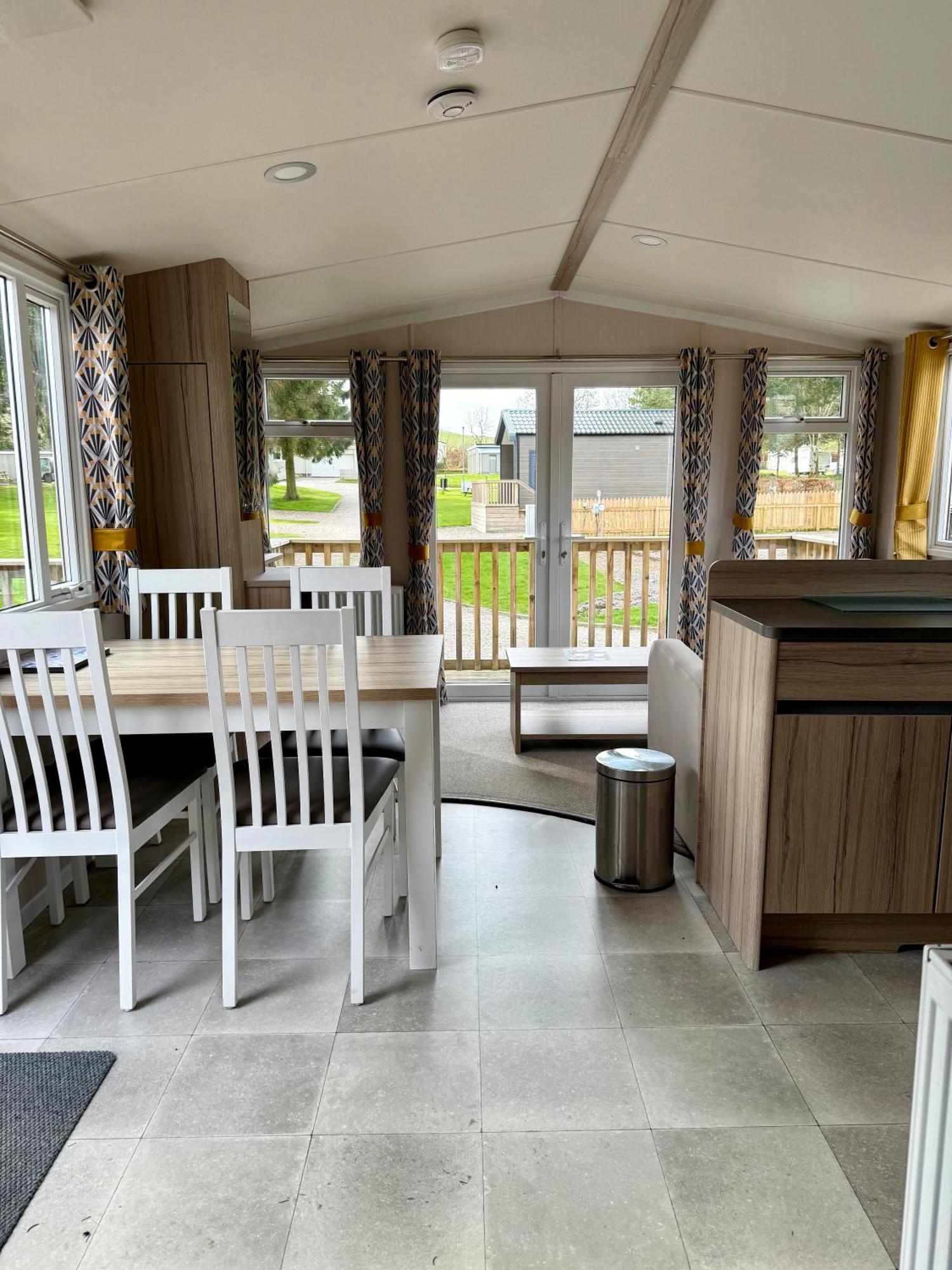 The Trout Van - Beautiful, Luxury Static Caravan Aberlour Exterior photo